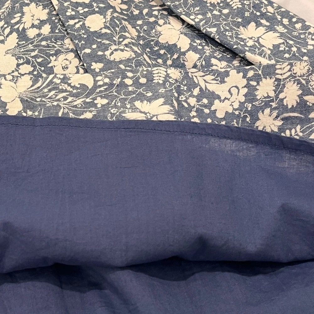 Charming Summer Dress! GAP (EUC, Sz 4) Blue & White, Pleated, Sleeveless Cotton - Picture 9 of 9